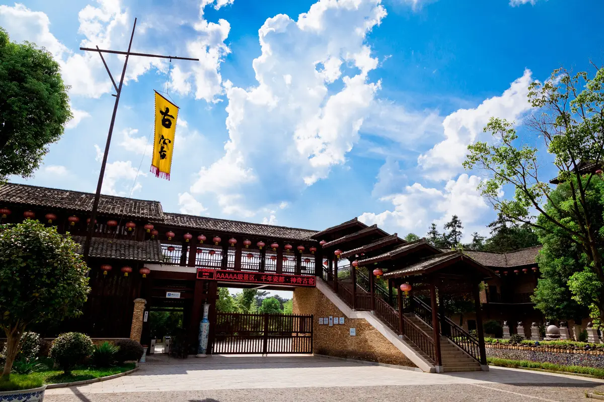 三月底四月初婺源旅行全攻略：天气穿衣指南与实用贴士