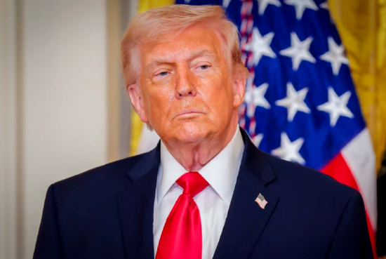 特朗普最新采访:听说伊朗新任最高领袖穆杰塔巴去世了?