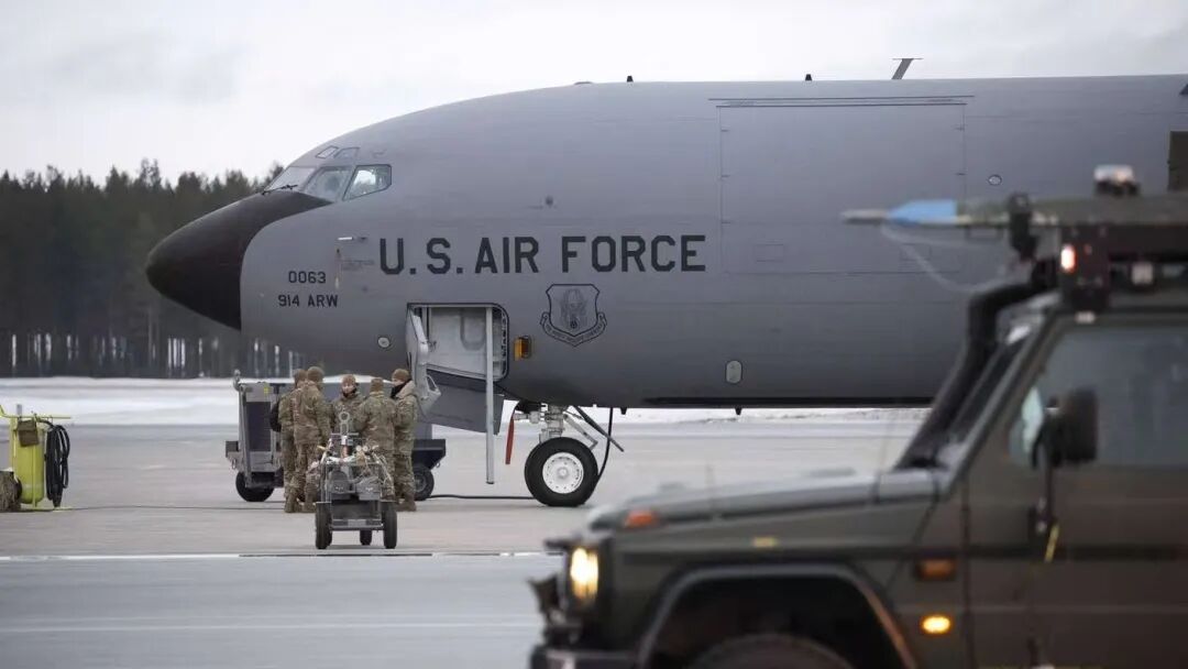 伊朗哭笑不得,美国居然这样求中国了